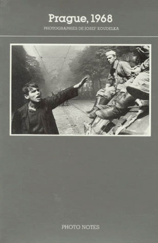 Emprunter Prague, 1968 livre