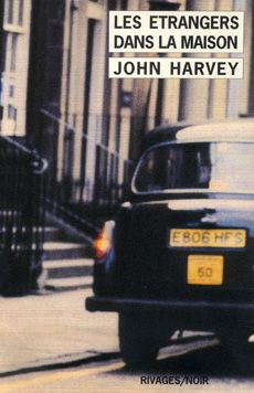 Emprunter Les étrangers dans la maison livre