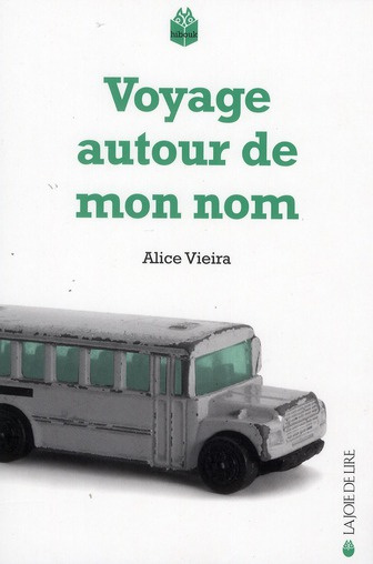 Emprunter Voyage autour de mon nom livre