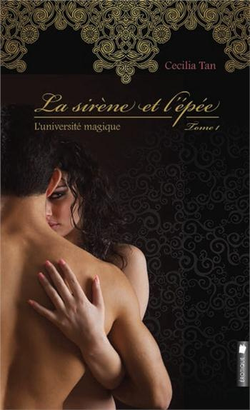 Emprunter L'université magique Tome 1 : La sirène et l'épée livre