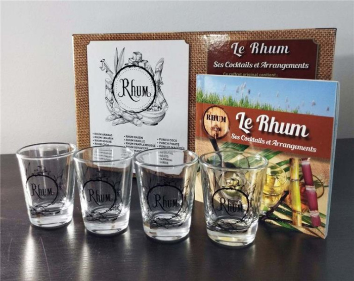 Emprunter Le rhum. Ses cocktails et arrangements - Avec 4 jolis verres de dégustation livre