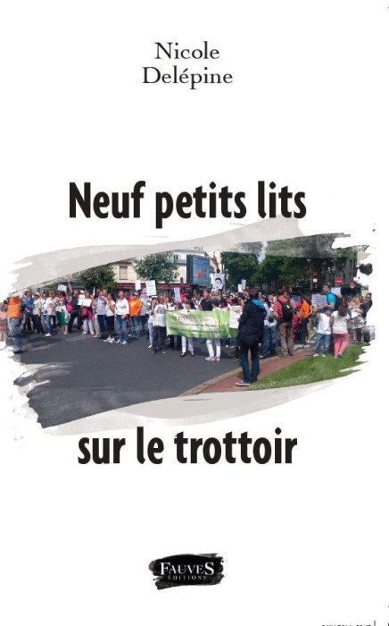 Emprunter Neuf petits lits sur le trottoir livre