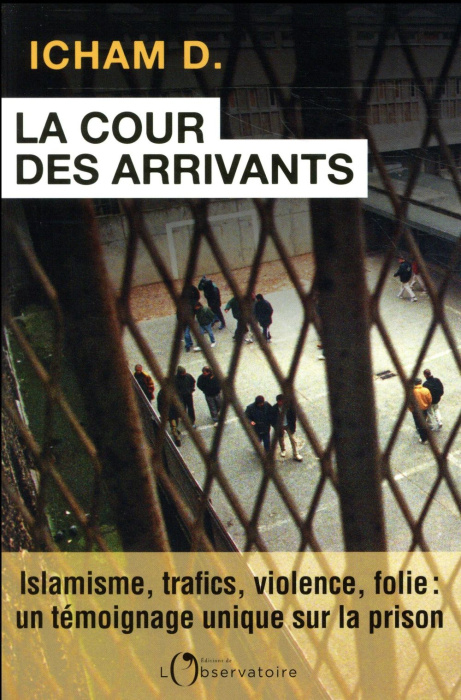 Emprunter La cour des arrivants livre