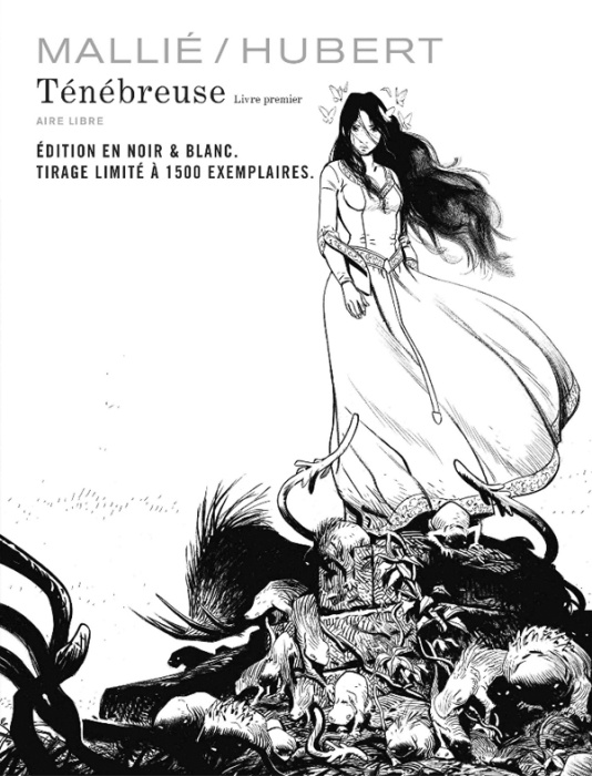 Emprunter Ténébreuse - Tome 1 / Edition spéciale en noir blanc, tirage limité livre