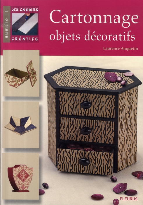 Emprunter Cartonnage objets décoratifs livre