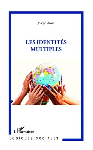 Emprunter Les identités multiples livre
