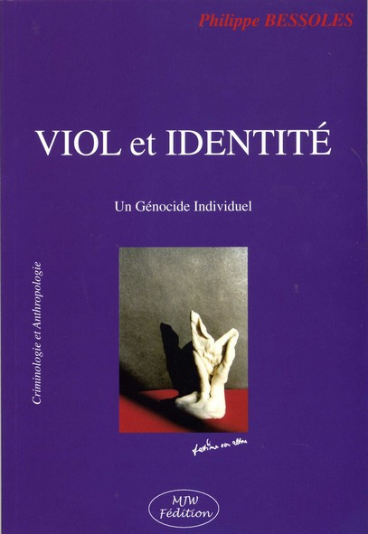 Emprunter Viol et identité. Un Génocide Individuel livre