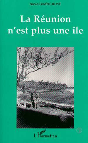 Emprunter La Réunion n'est plus une île livre