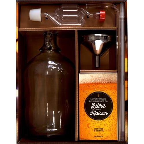 Emprunter Coffret Faire sa bière maison. Contient : 1 bonbonne en verre de 1,8L, 1 entonnoir en métal, 1 flexi livre