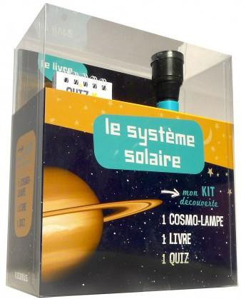 Emprunter Le système solaire. Kit découverte : 1 cosmo-lampe, 1 livre et 1 quiz livre