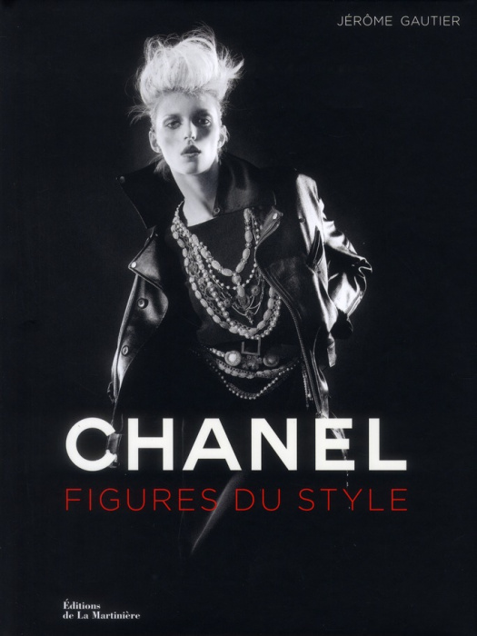 Emprunter Chanel. Figures du style livre