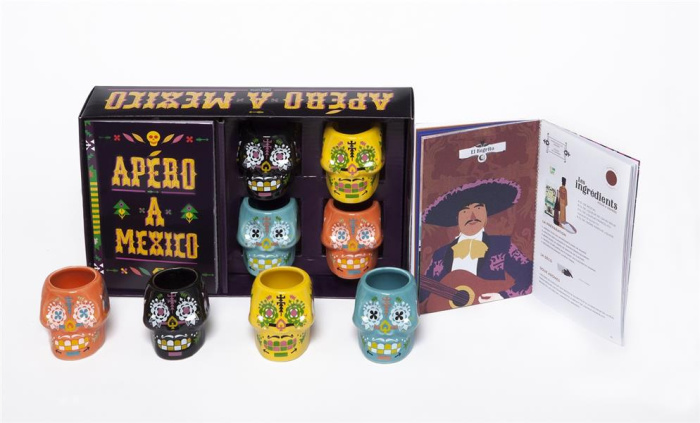 Emprunter Coffret Apéro à Mexico. Contient 1 livre de recettes et 4 mini-verres