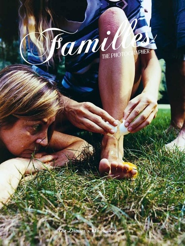 Emprunter The Photographer. Tome 1, Familles livre