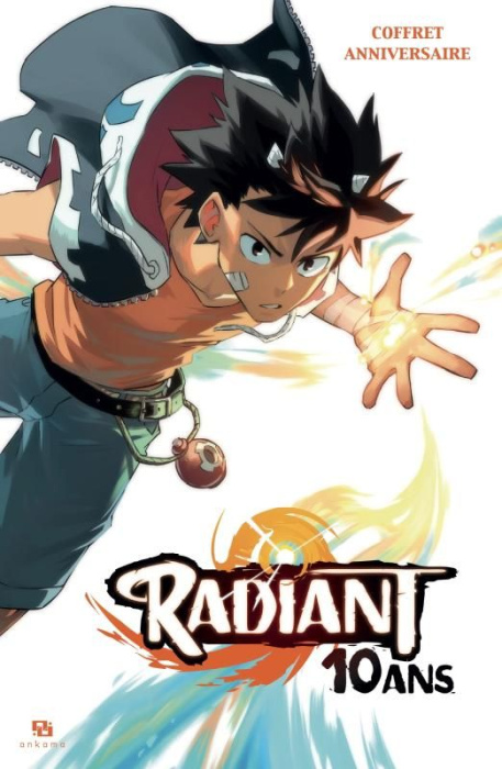 Emprunter Radiant - Coffret anniversaire 10 ans livre