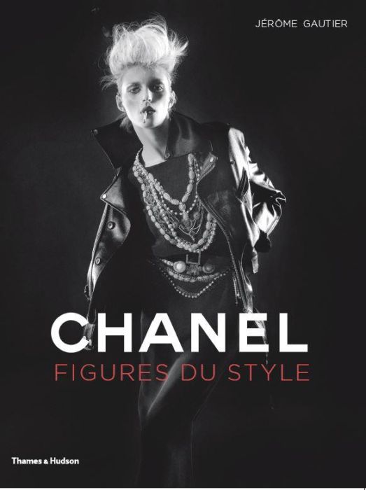 Emprunter Chanel figures de style livre