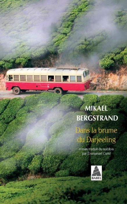 Emprunter Dans la brume du Darjeeling livre