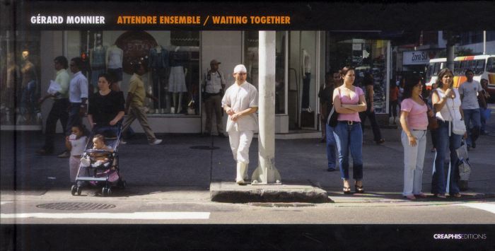 Emprunter Attendre ensemble / Waiting together. Les formes et les lieux d'une pratique urbaine ordinaire, Edit livre