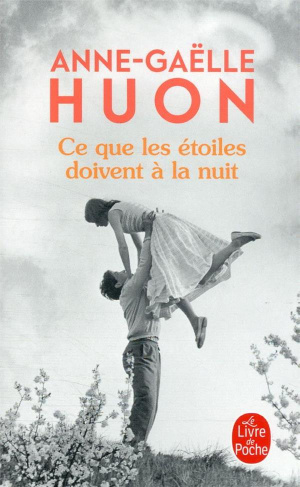 Ce que les étoiles doivent à la nuit