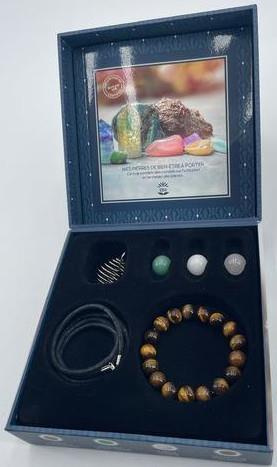 Coffret Mes pierres de bien-être à porter. Le livre d'explications avec 1 boîte écrin, 3 stone ball,