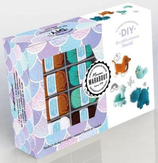 Coffret Le grand atelier crochet DIY Les amigurumi kawaii. Avec 1 crochet, des petites pelotes, du f