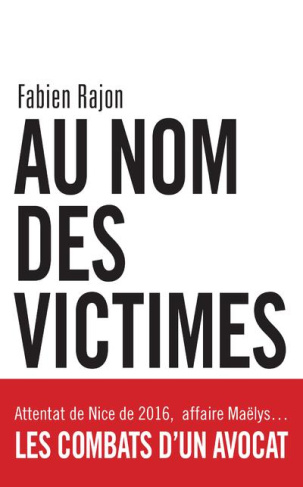 Aux côtés des victimes