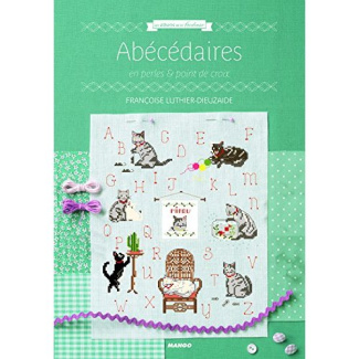 Abécédaires en perles & point de croix