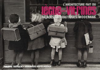 L'architecture fait du lèche-vitrines. Façades de boutiques modernes