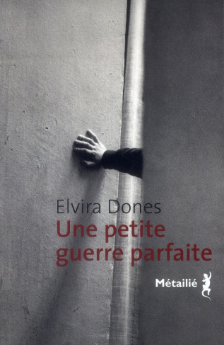 dones-elvira-3b-pailhes-leila-une-petite-guerre-parfaite_0