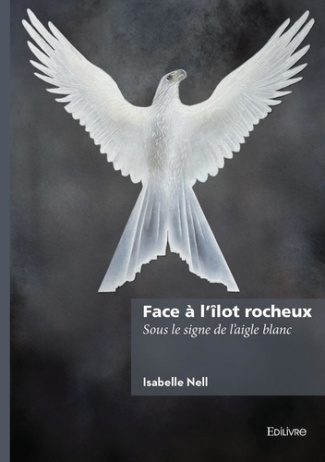 nell-isabelle-face-a-l-ilot-rocheux-sous-le-signe-de-l-aigle-blanc_0