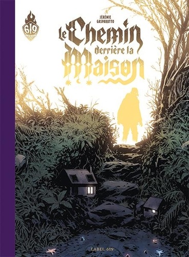 Le chemin derrière la maison