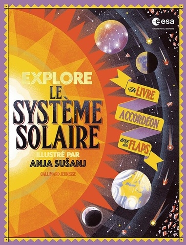 Explore le Système solaire. Un livre accordéon avec des flaps
