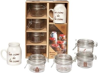 Coffret Mousses, crèmes et Cie. Mousses, crèmes et Cie avec 4 boceaux en verre, 1 pichet