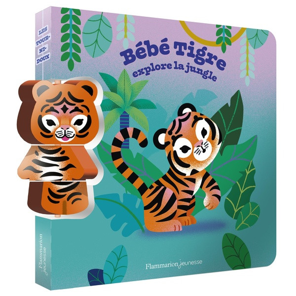 Bébé tigre explore la jungle