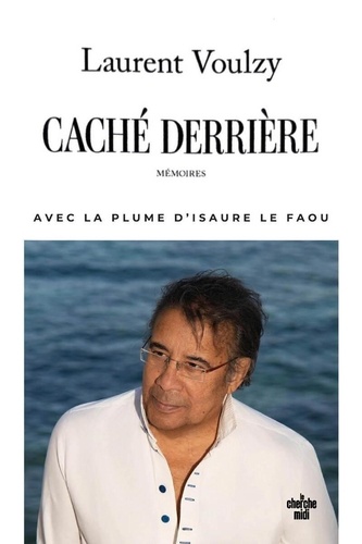 Caché derrière